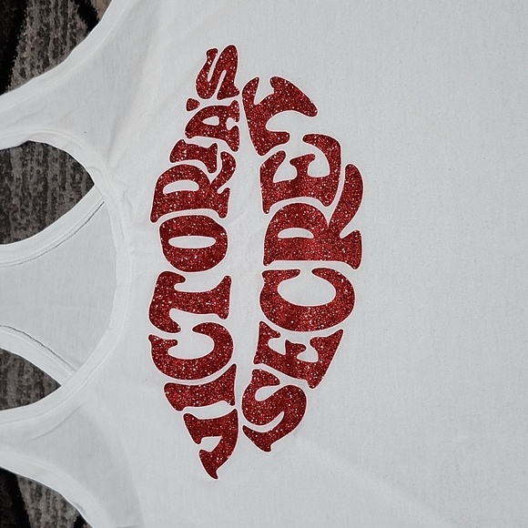 VICTORIA SECRET GLITTER SHINE LIP- STICK 💋 2019 RACERBACK TANK-TOP - Picture 2 of 11